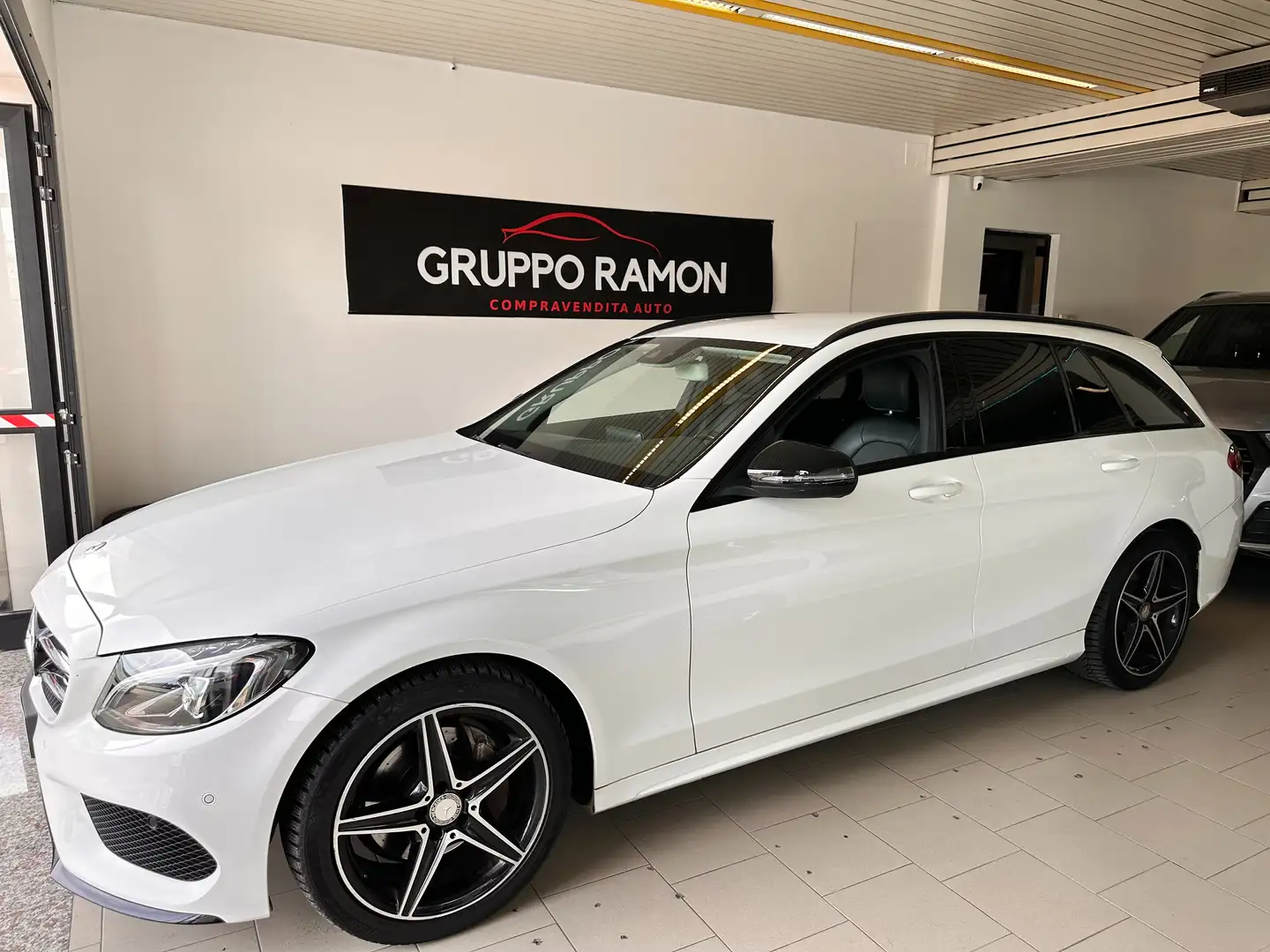 Mercedes-Benz C 200 Classe C-S205 2014 SW SW d (bt) Premium auto Bianco - 1