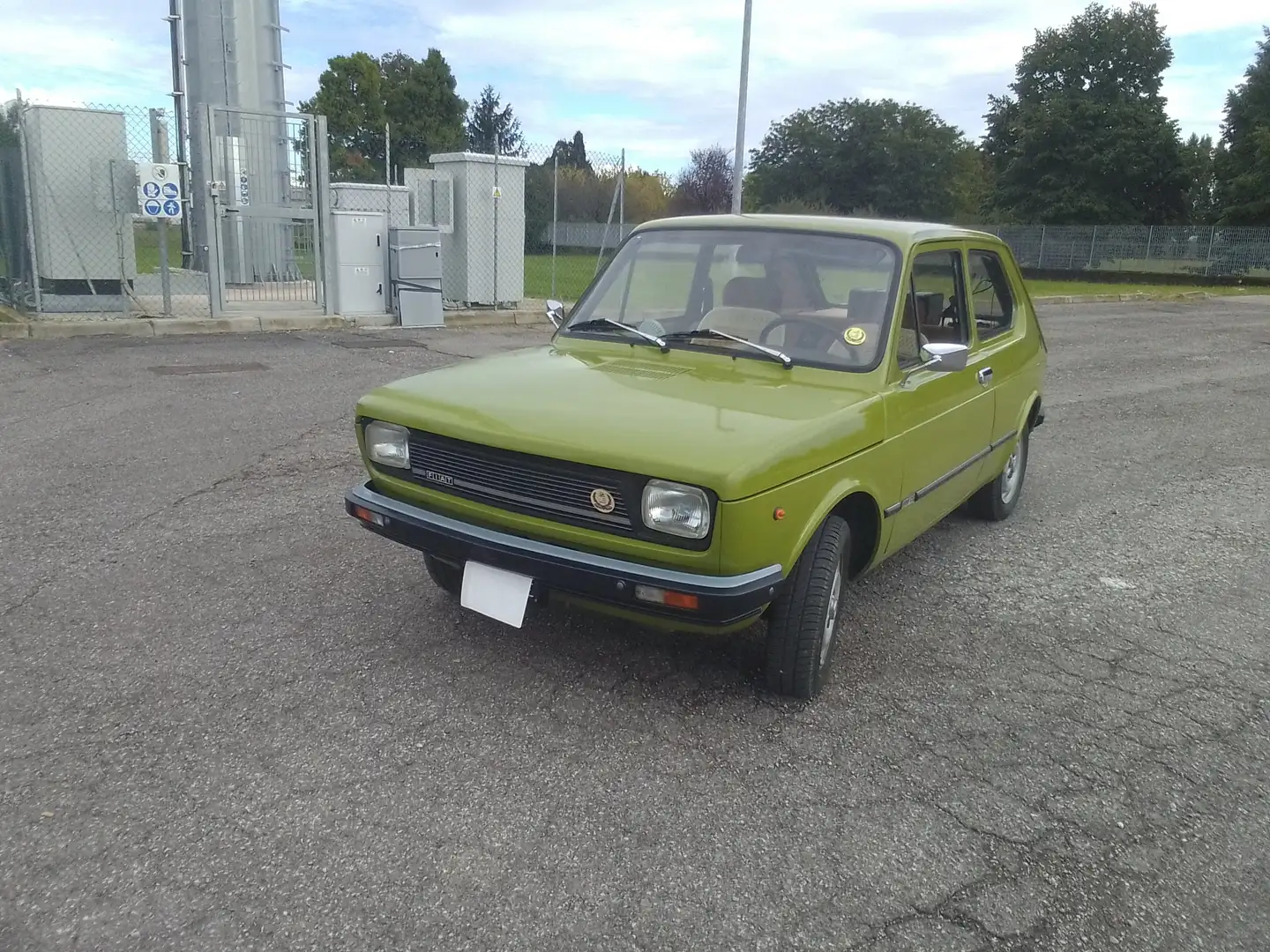 Fiat 127 127 3p 0.9 L Grün - 1