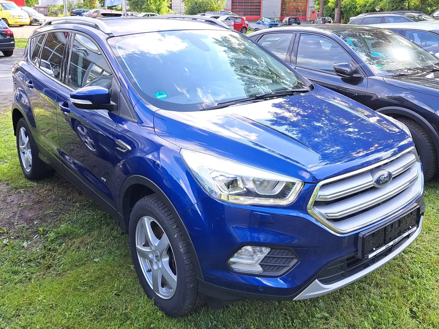Ford Kuga 2.0 TDCi 4x4 Trend Blau - 2
