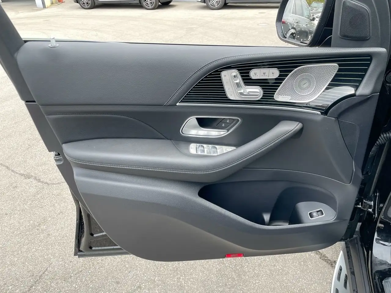 Mercedes-Benz GLE снимка Mercedes-Benz GLE