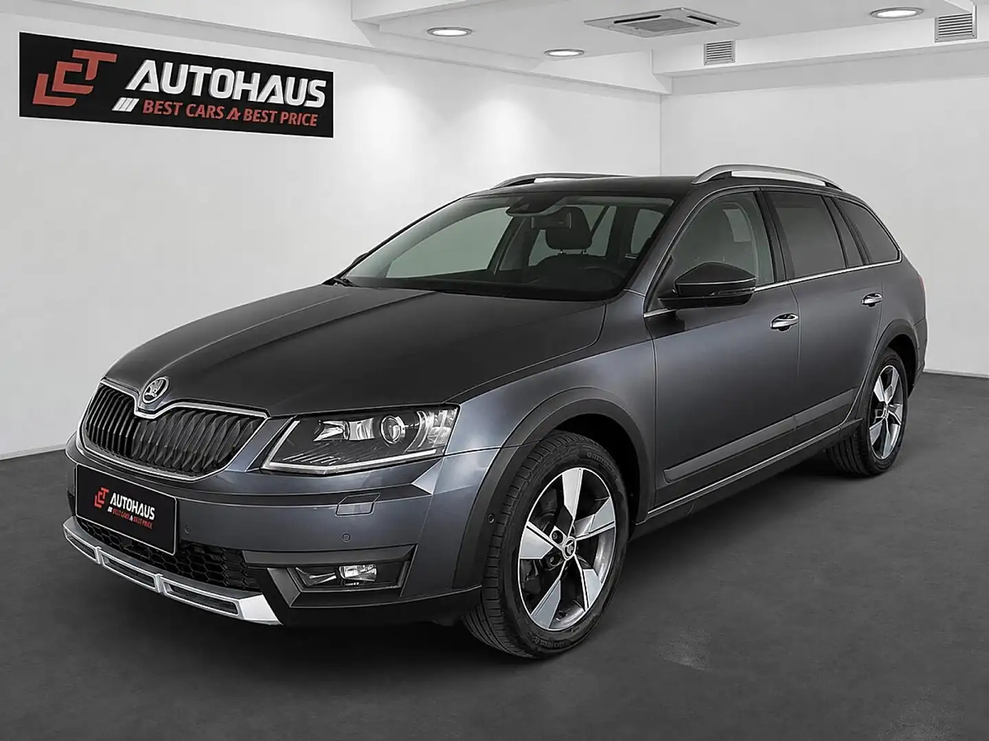 Skoda Octavia Combi 2,0 TDI 4x4 Scout DSG | 1.BESITZ | PICKE... Grau - 1