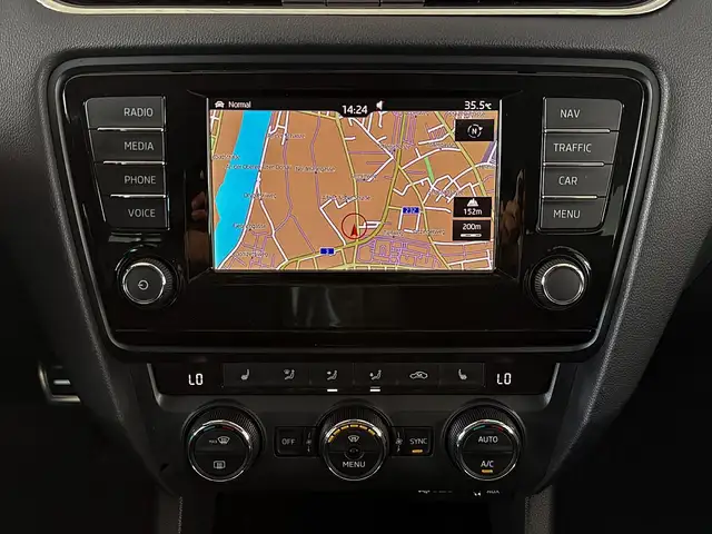Skoda Octavia view 17