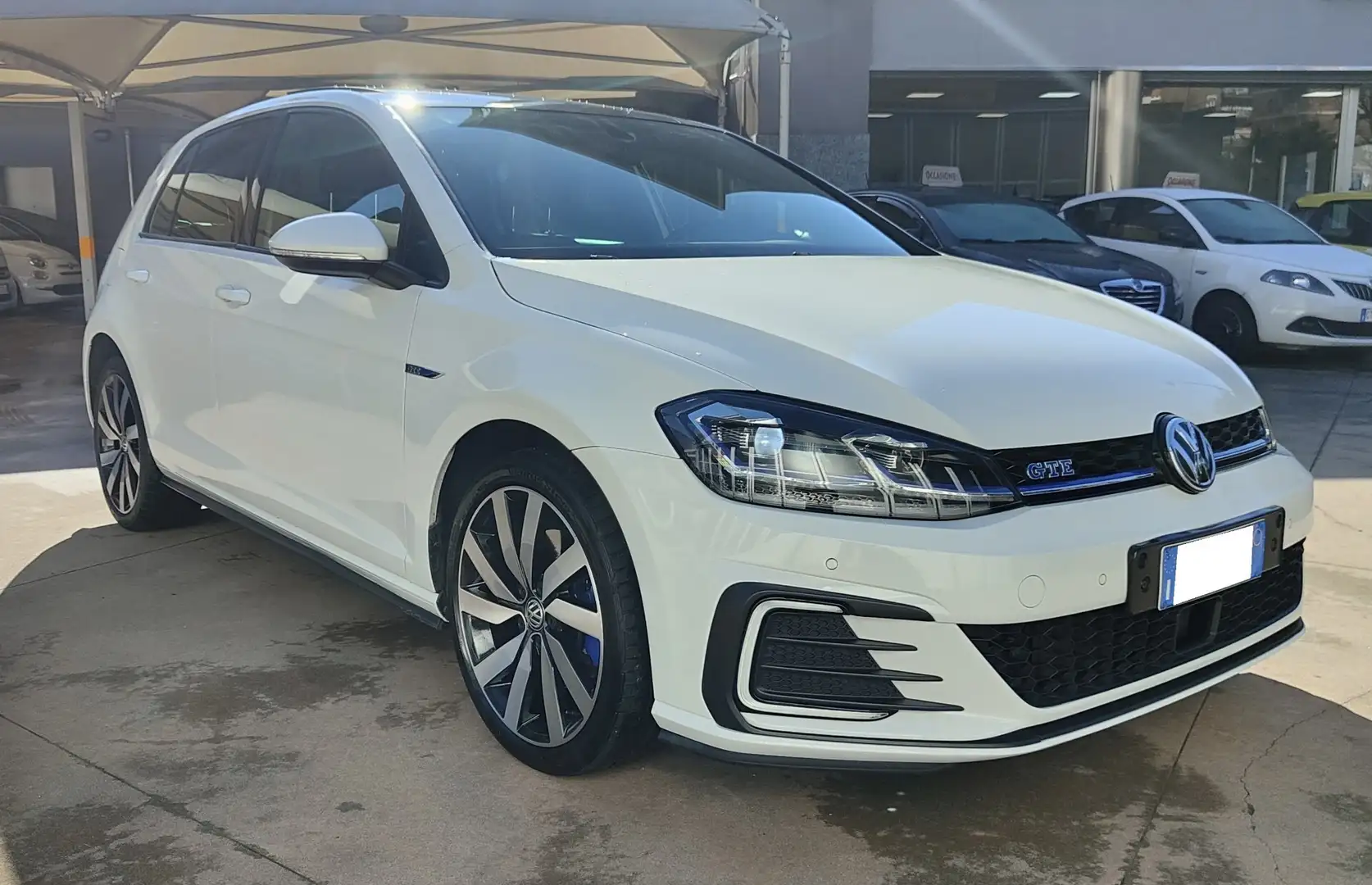 Volkswagen Golf GTE 1.4 TSI Hybrid PLUG-IN DSG 204CV Bianco - 2