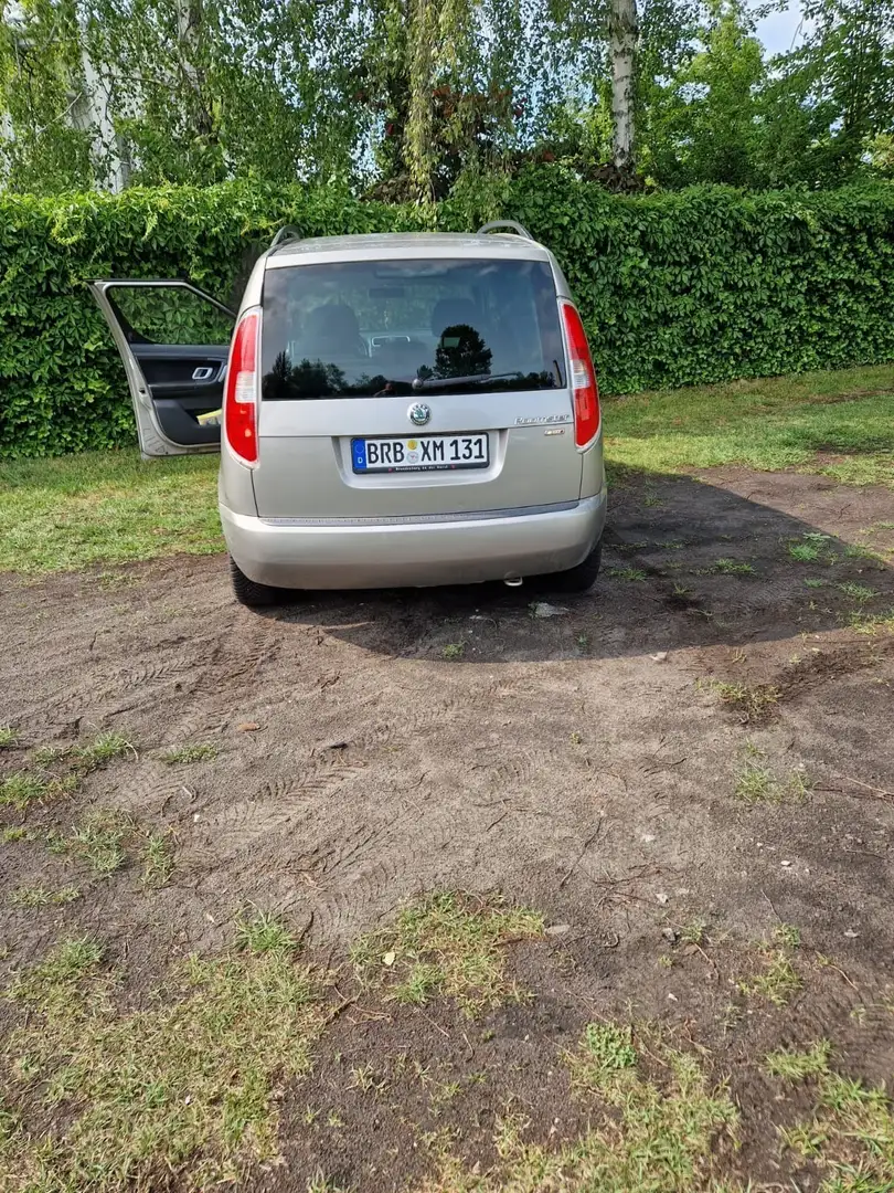 Skoda Roomster 1.9 TDI Scout Gold - 2