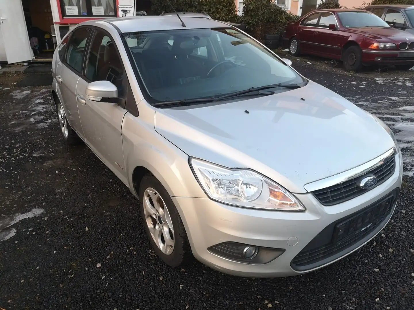 Ford Focus 1.4 Ambiente Silber - 2