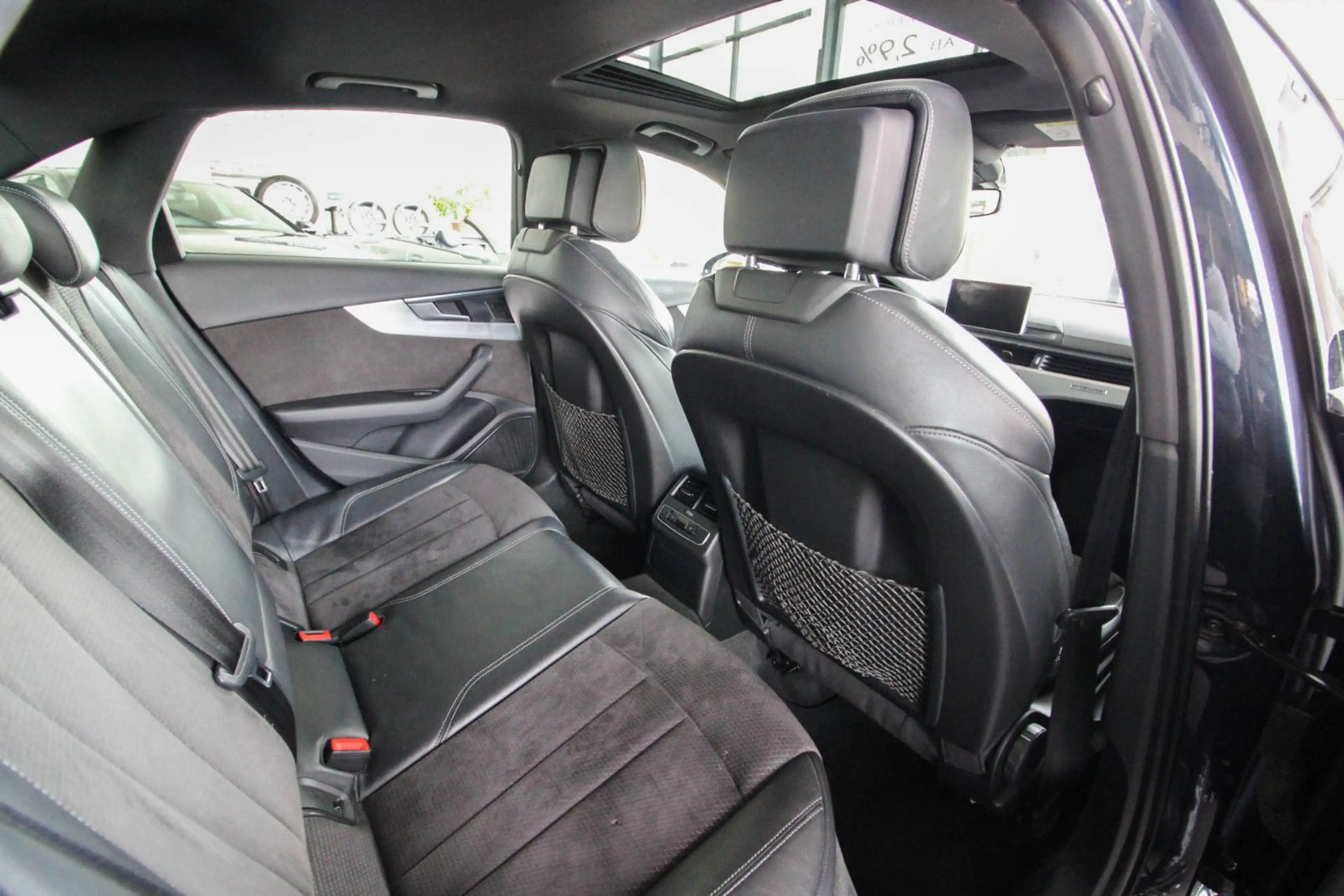 Audi A4 quattro sport S line/Virtual/ACC/Matrix/HUD/ — photo 11