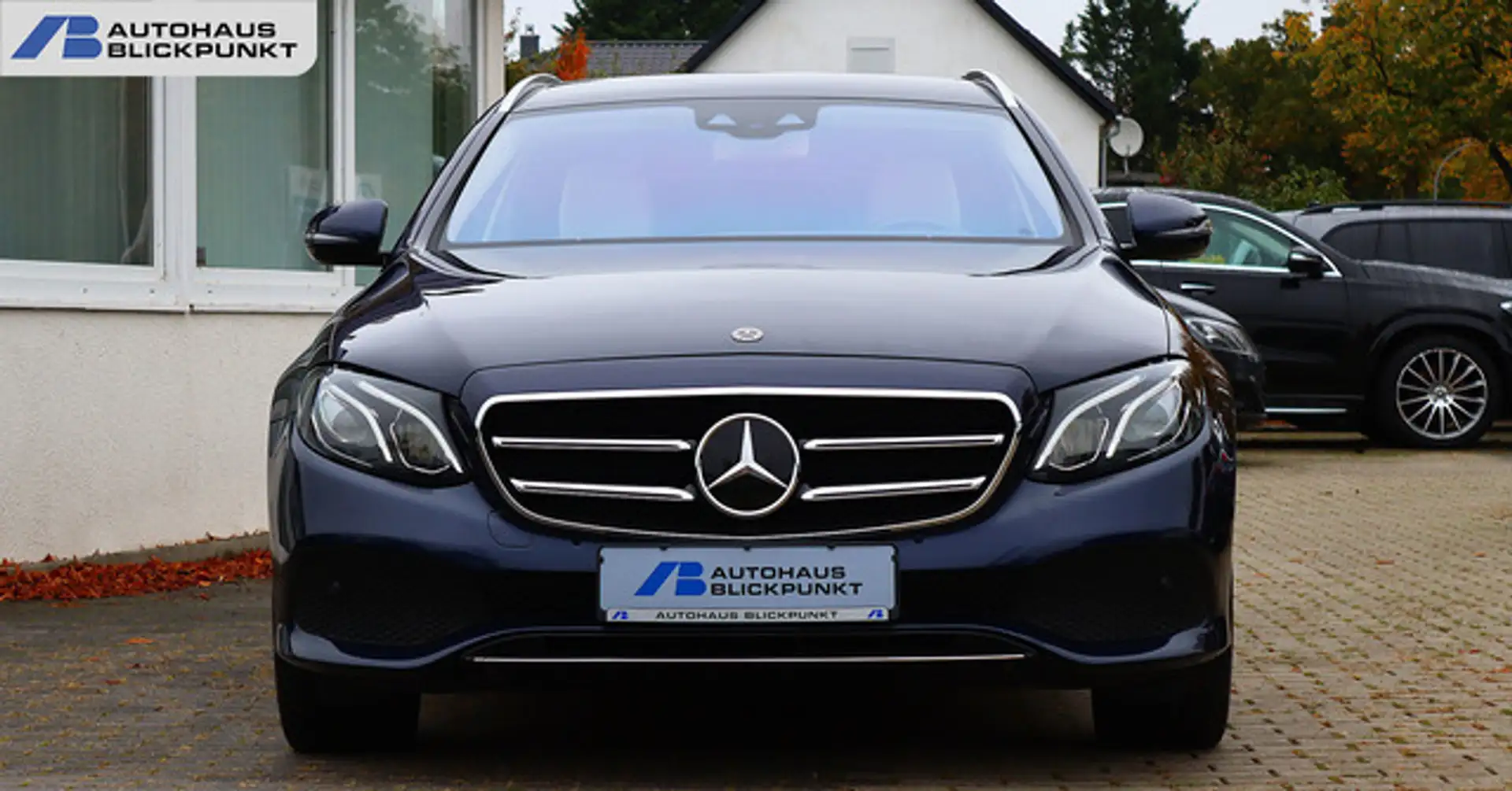Mercedes-Benz E 300 de T DISTRONIC+KAMERA+HEADUP+BURMESTER Bleu - 2