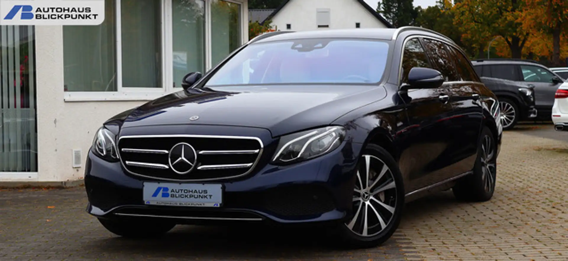 Mercedes-Benz E 300 de T DISTRONIC+KAMERA+HEADUP+BURMESTER Bleu - 1