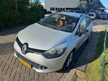 Estate 1.5 DCI Diesel 2015 Grijs Airco Trekhaak