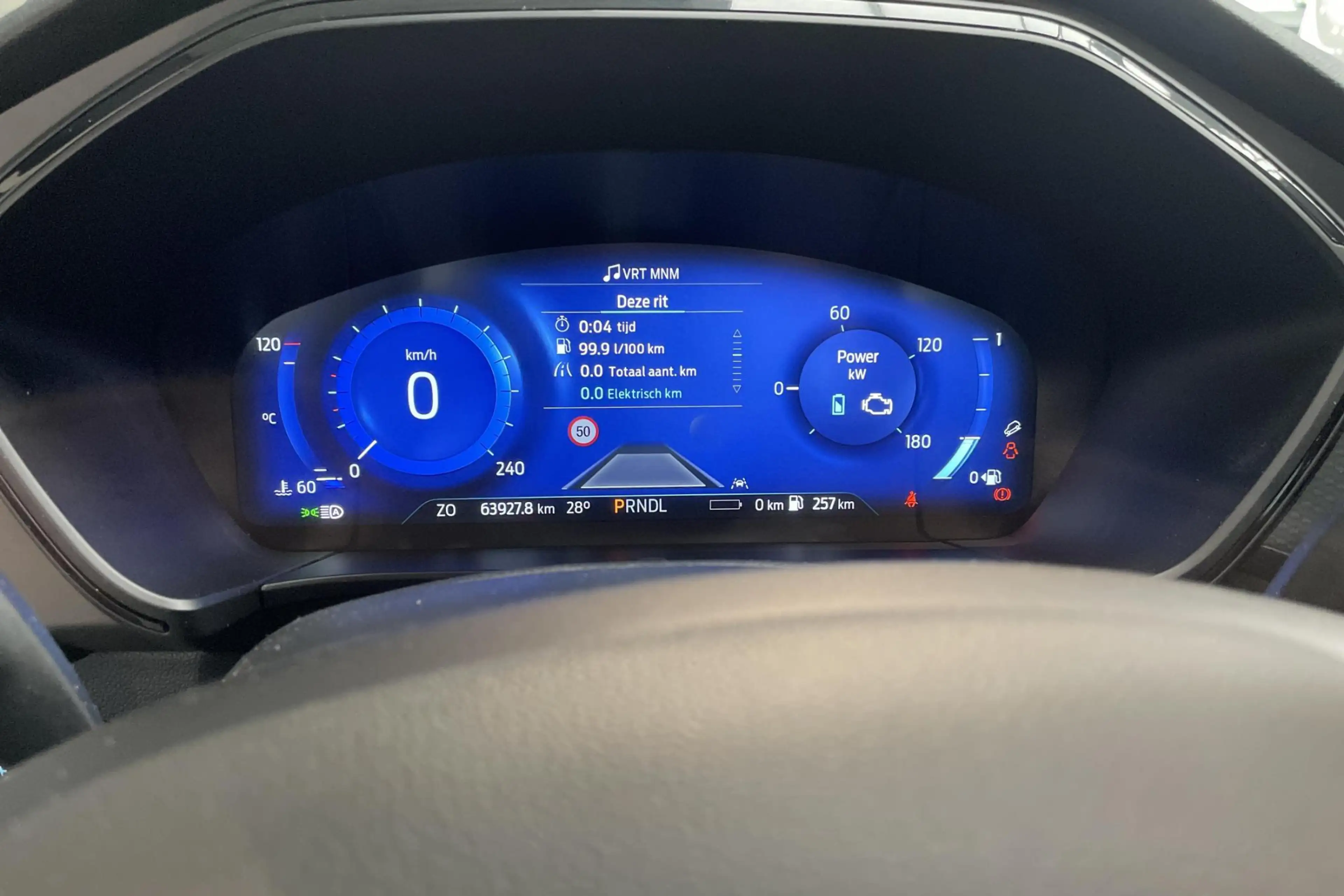 Ford Kuga 2.5i PHEV Aut. 165kW ST-Line X — photo 13