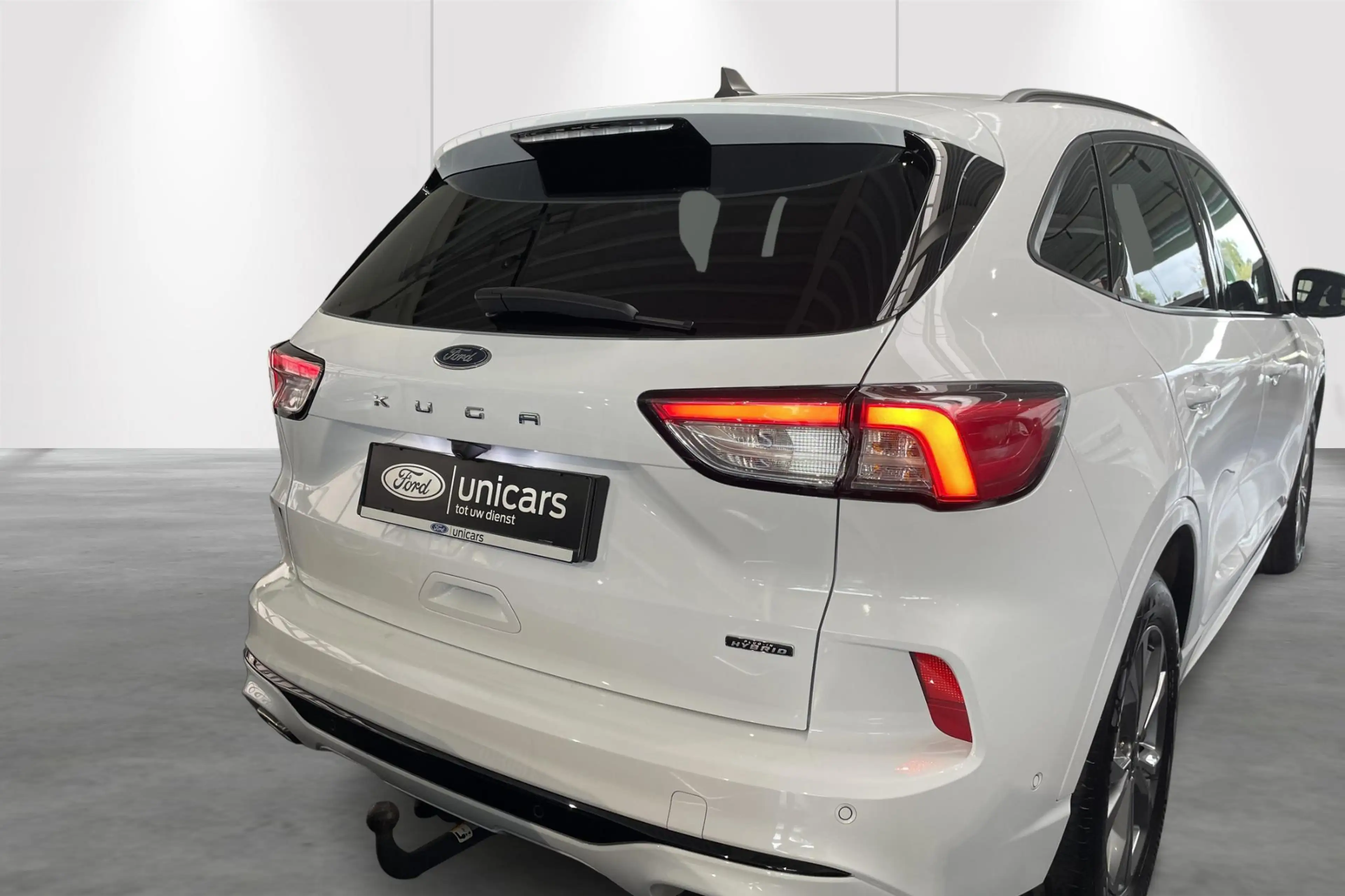 Ford Kuga 2.5i PHEV Aut. 165kW ST-Line X — photo 9