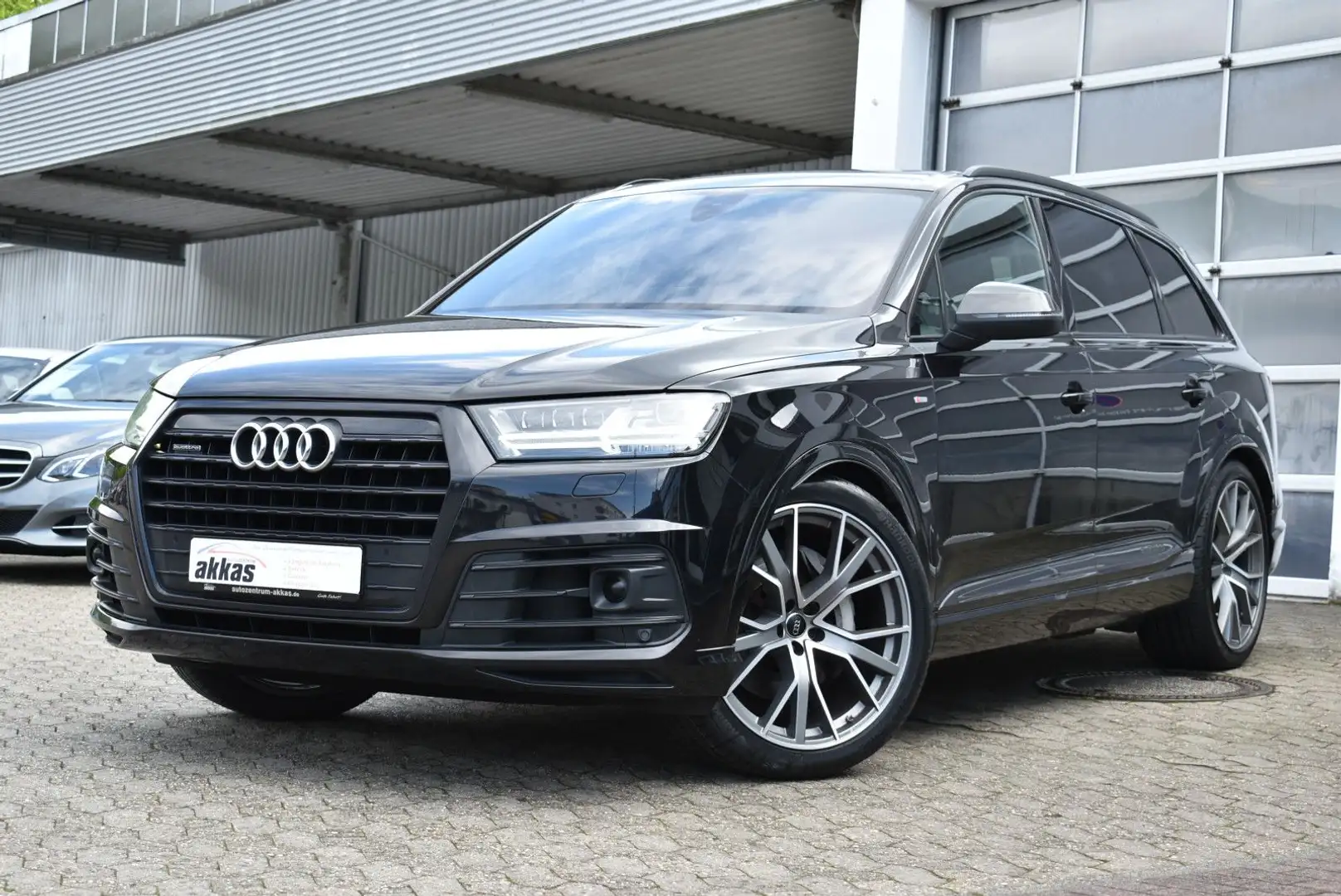 Audi Q7 50 TDI quattro S-Line Sport Plus 7-Sitze HUD Noir - 2