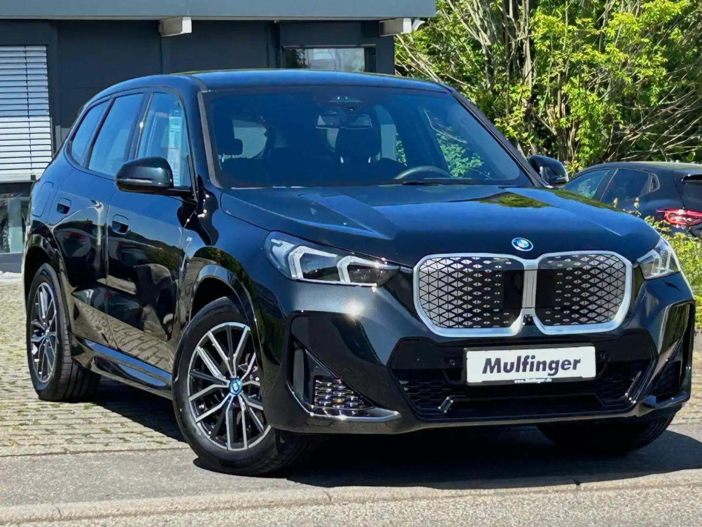 BMW iX1 x30 M Sport SuView HUD AHK LiveP.KEIN Mieter Fekete - 2