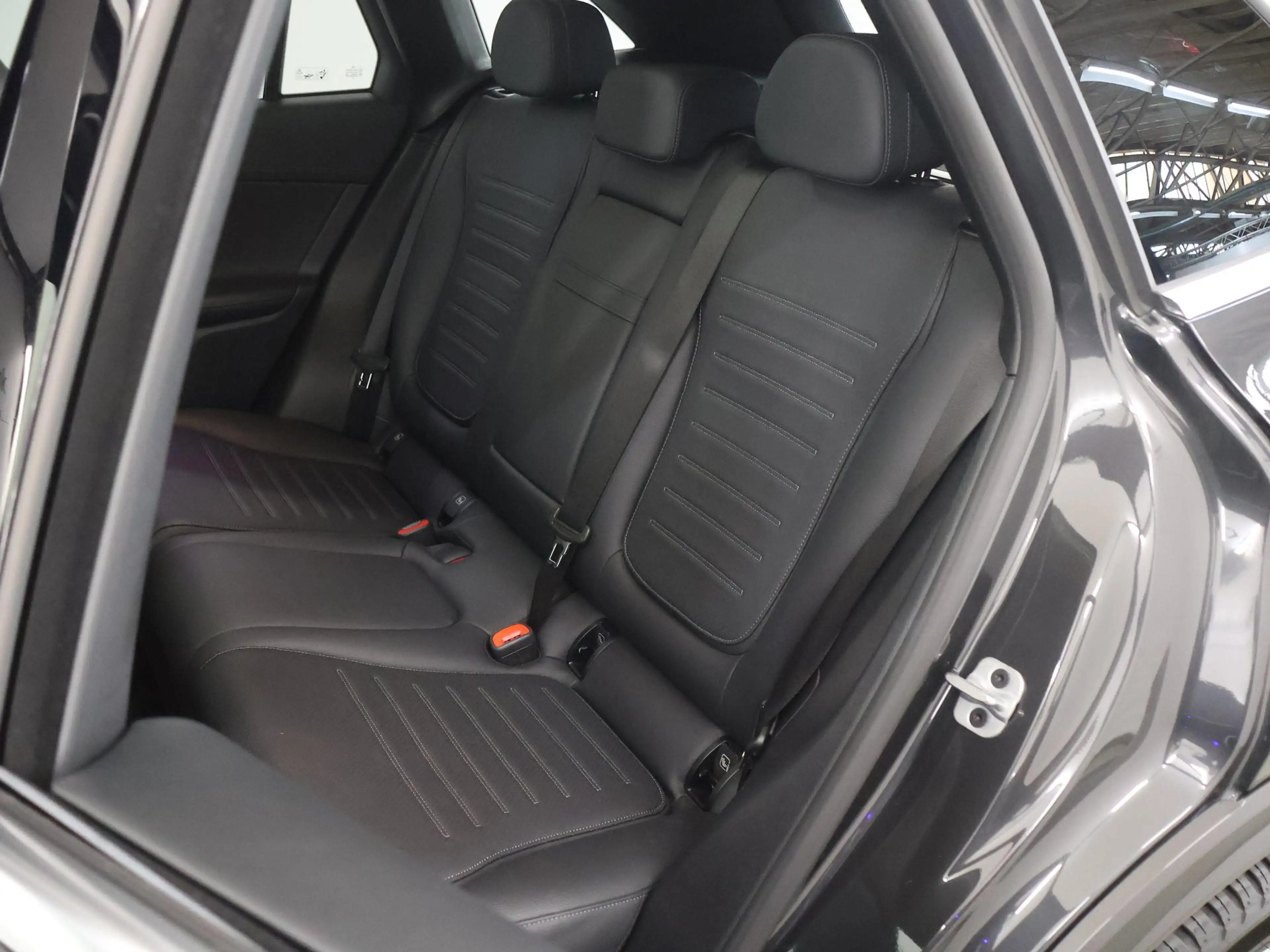 Mercedes-Benz GLC 400 400e 4MATIC AMG Line | Luchtvering | Trekhaak | Le — photo 11