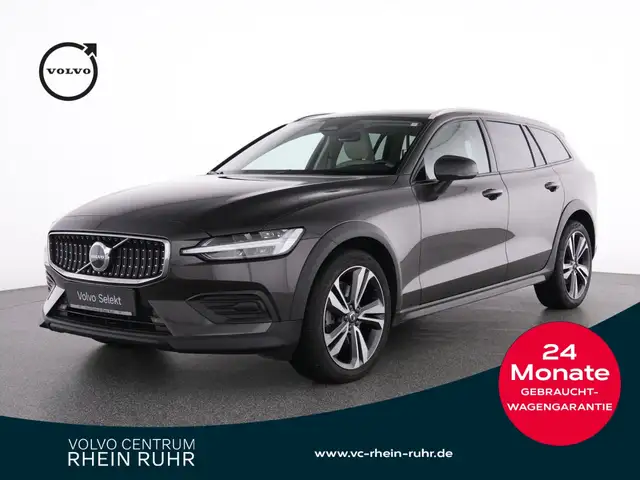 Volvo V60 Cross Country B4 AWD Plus+AHK+WINTERPAK+