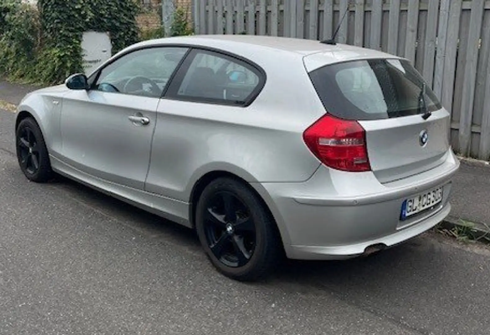 BMW 116 1er (3-Türer) 116i Silber - 2