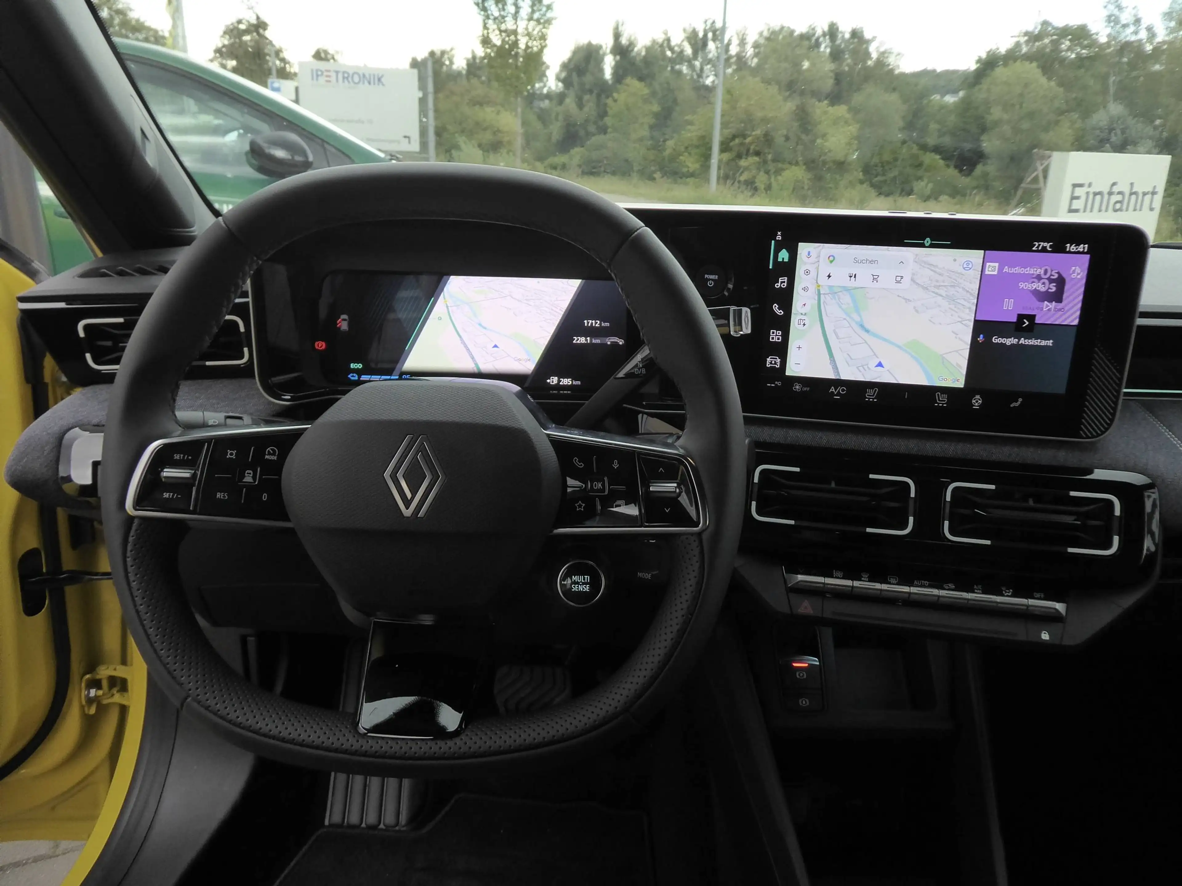 Renault R 5 R 5 E-Tech Techno 120 Urban Range — photo 8