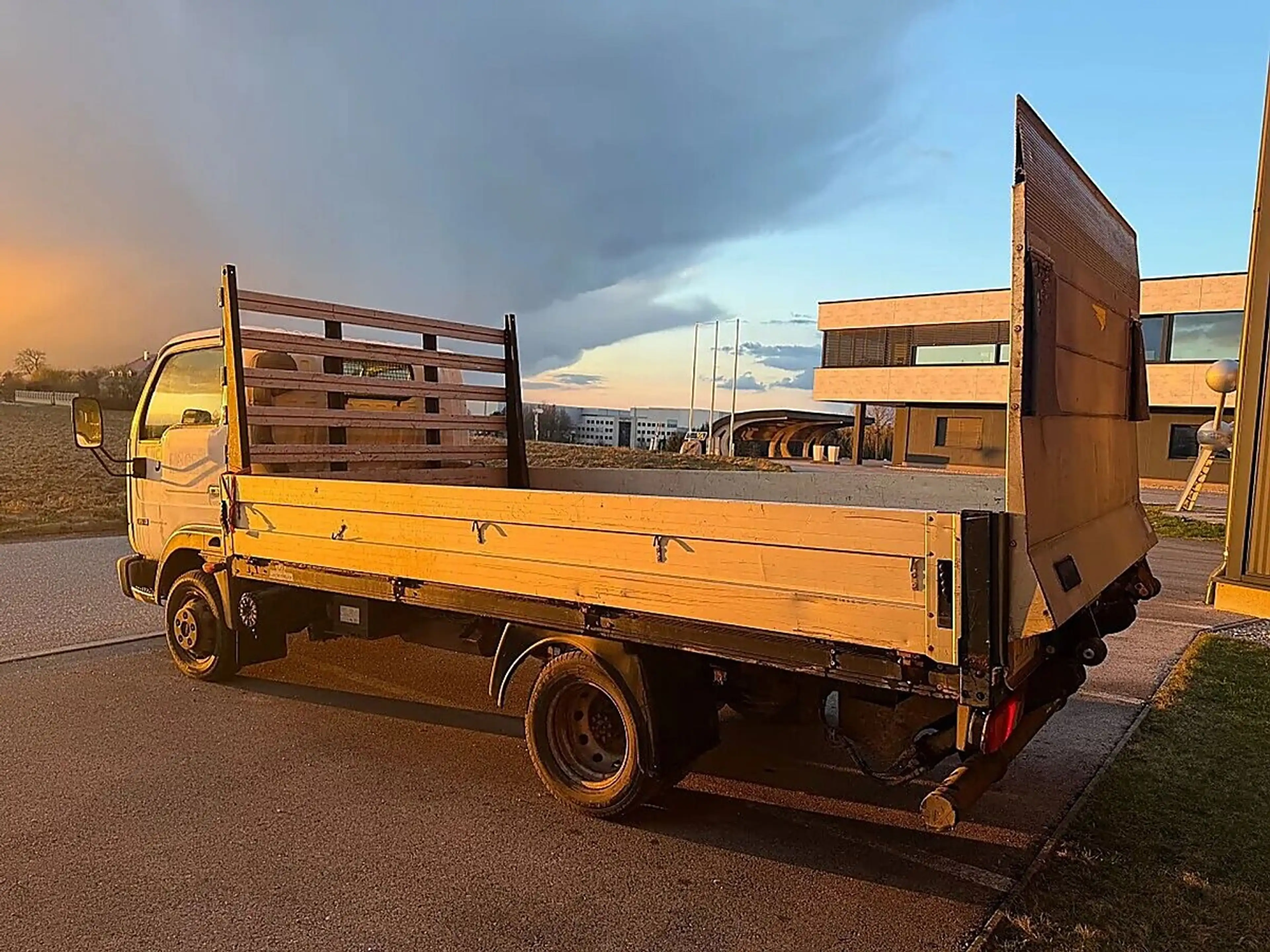 Nissan Cabstar Cabstar 35,13. 3,0 TD — photo 6