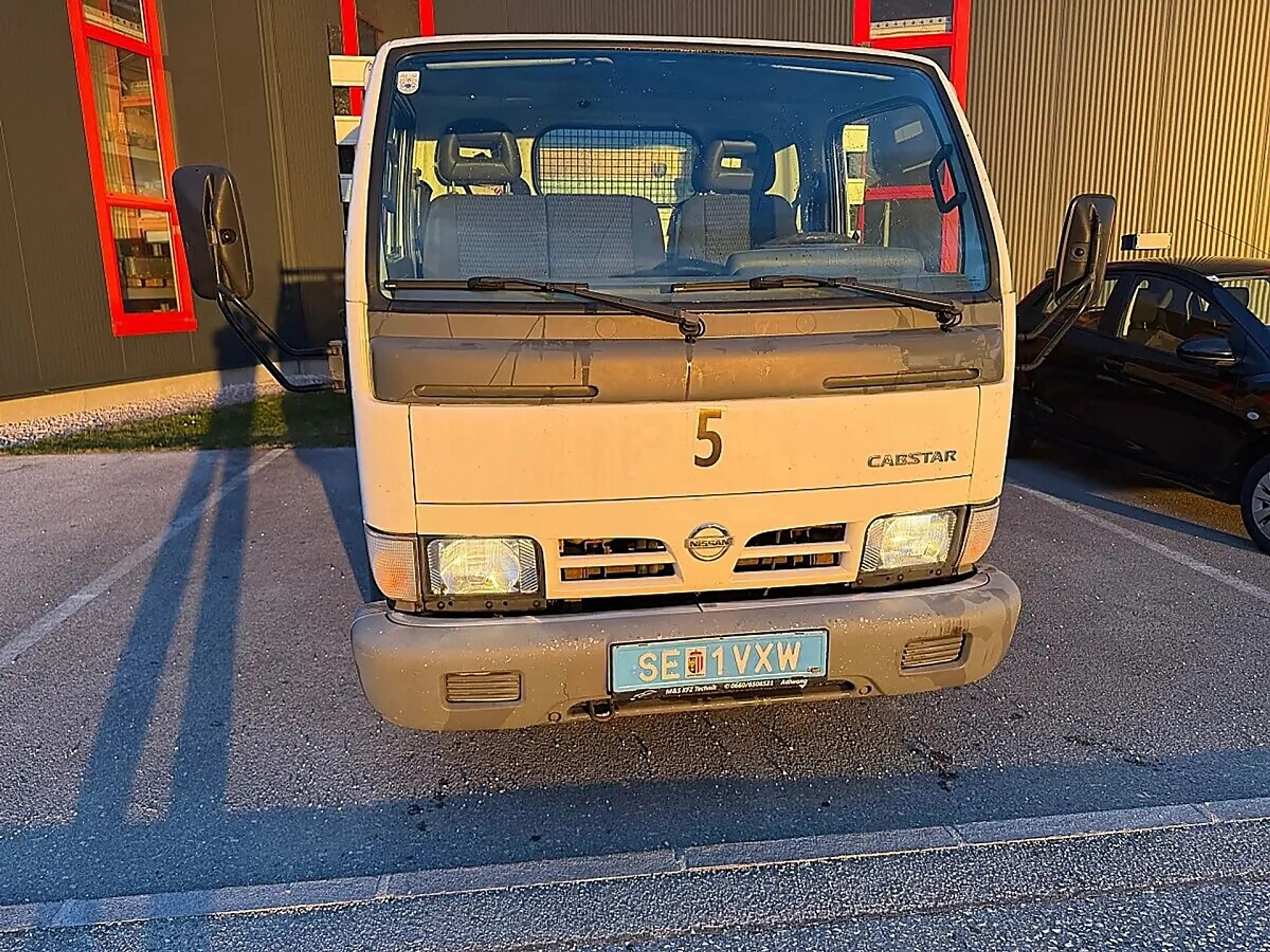 Nissan Cabstar Cabstar 35,13. 3,0 TD — photo 3