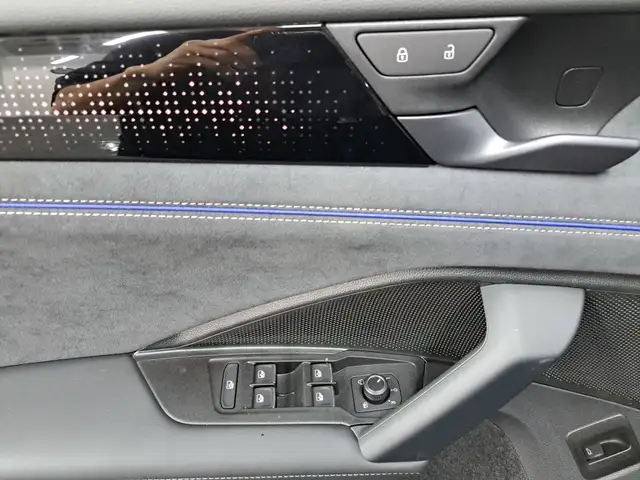 Volkswagen Tiguan view 14