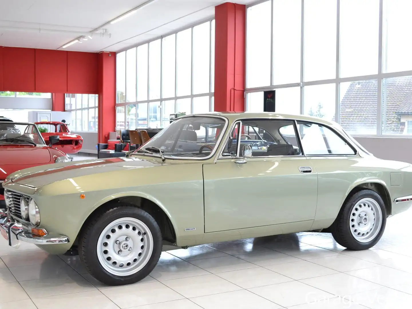 Alfa Romeo 2000 Coupe GTV Vert - 1