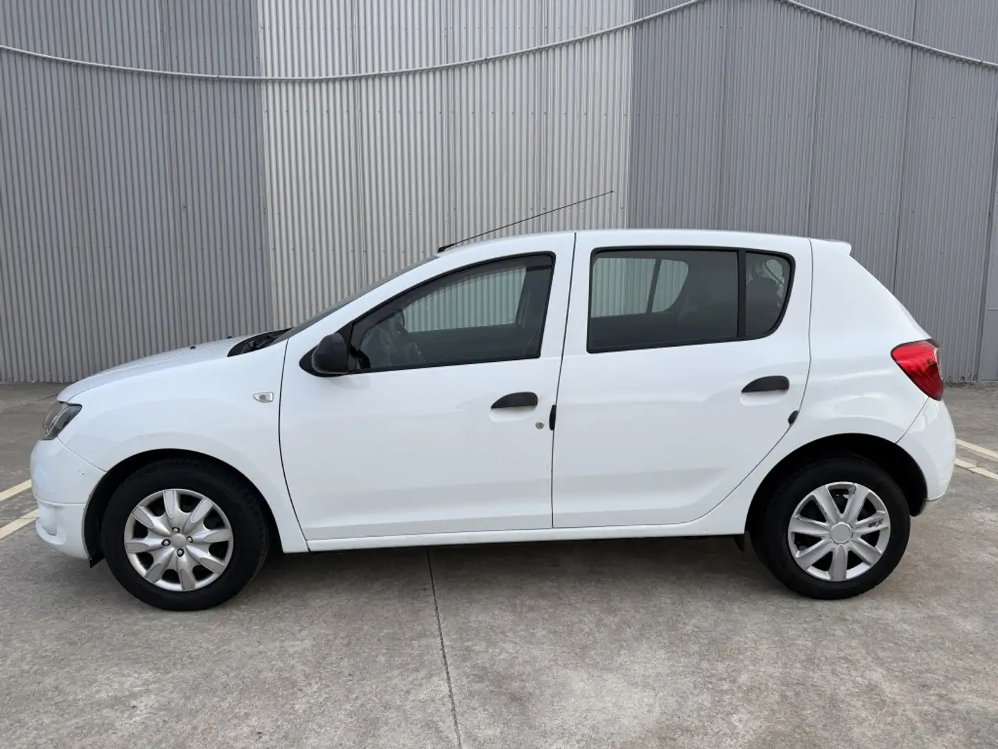 Dacia Sandero 1.2 Ambiance 75 Blanco - 2