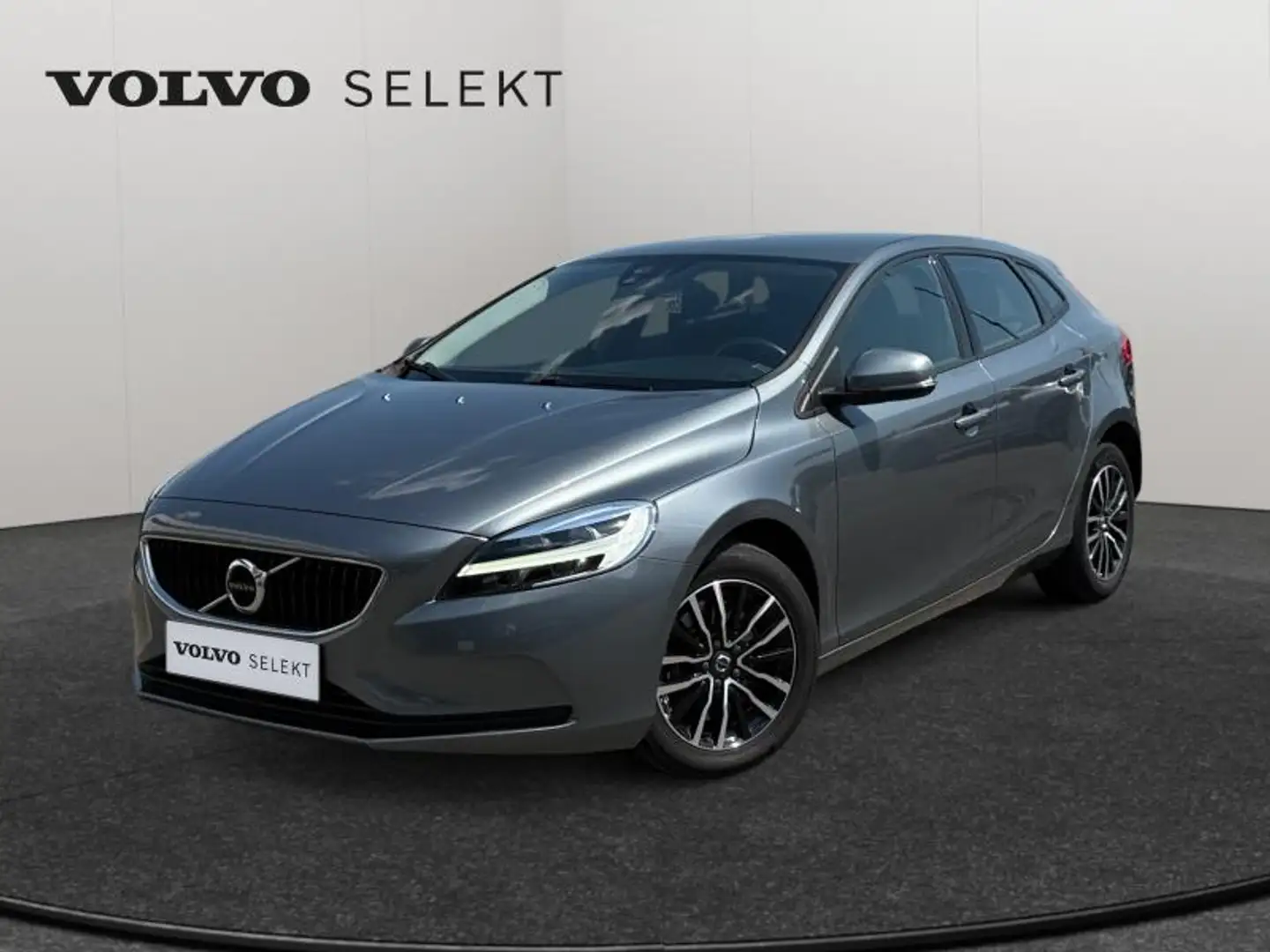 Volvo V40 T2 Black Edition / Essence Grijs - 1