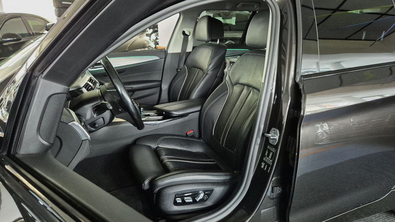 BMW 530 Luxury/ACC/AHK/LED/Leder/RFK/Standh/Spur/Tot — photo 12