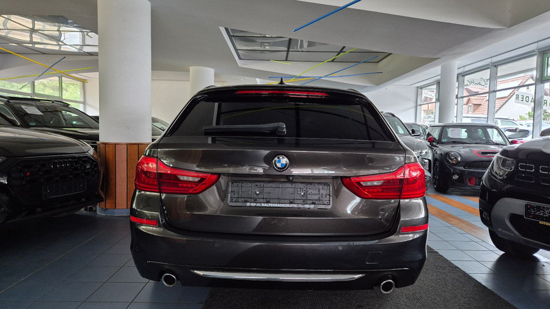 BMW 530 Luxury/ACC/AHK/LED/Leder/RFK/Standh/Spur/Tot — photo 6
