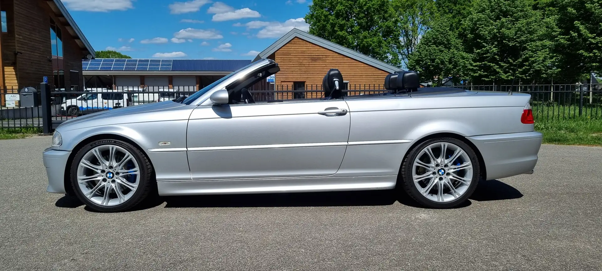 BMW 330 330Ci Executive M-Sport Zilver - 2