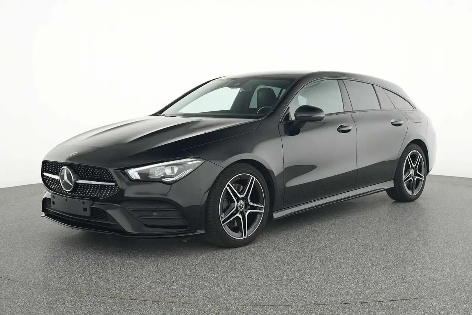 Mercedes-Benz CLA 200 d Shooting Brake AMG Line Чёрный - 1