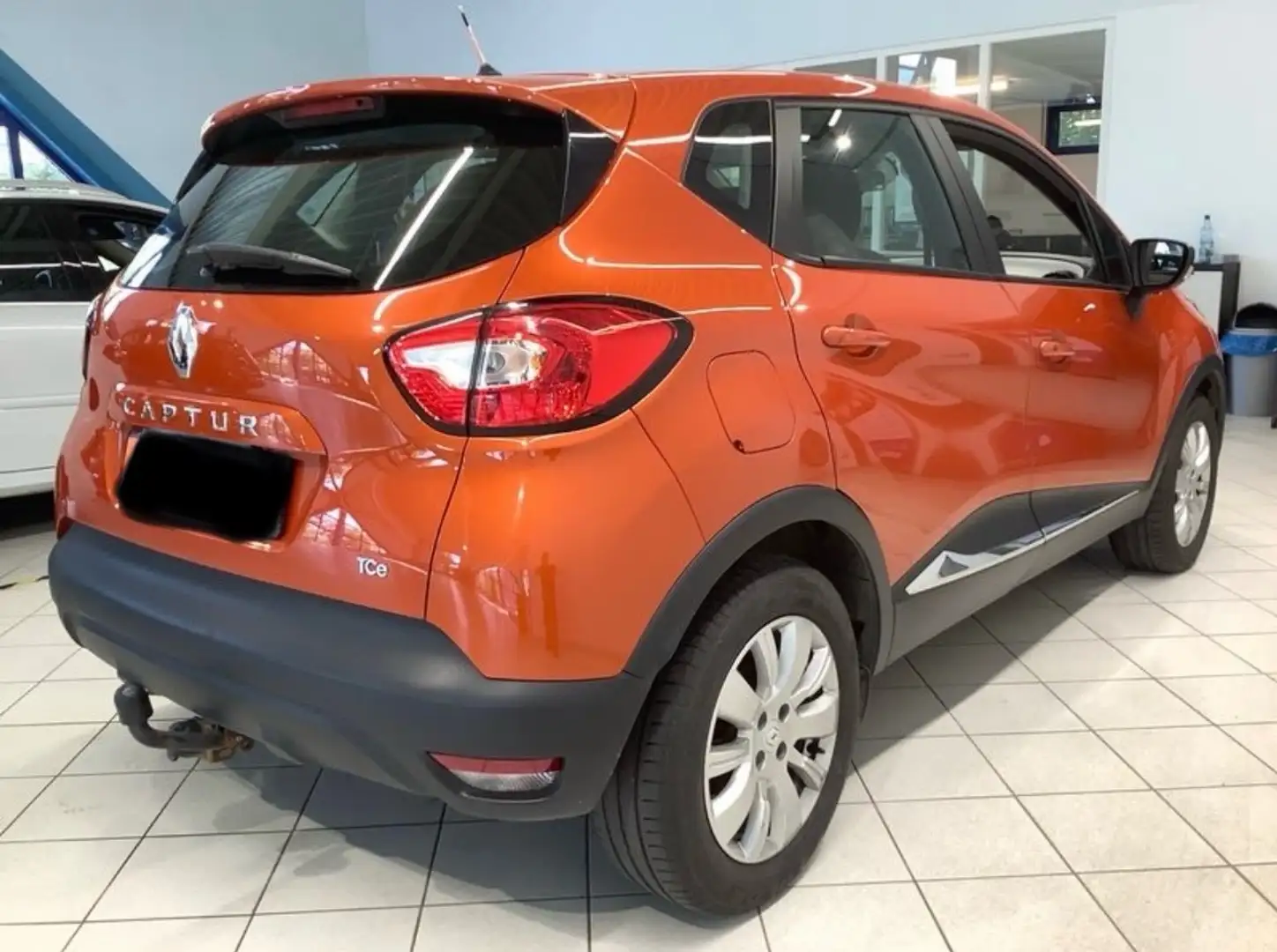Renault Captur 1.2 TCe Energy Dynamique AUTOMATIK* 8-Fach* KLIMA Orange - 2