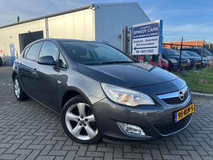 Opel Astra 1.6 Edition 2010 Cruise Lees Tekst