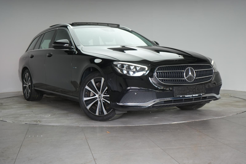 Mercedes-Benz E 300 e T 9G-Tronic Navi/Temp/Kamera/Pano/