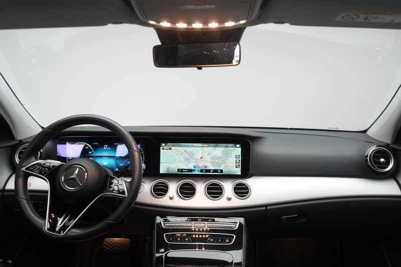 Mercedes-Benz E 300 e T 9G-Tronic Navi/Temp/Kamera/Pano/ — photo 14