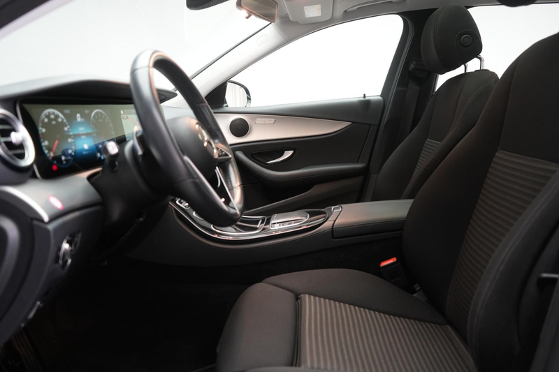 Mercedes-Benz E 300 e T 9G-Tronic Navi/Temp/Kamera/Pano/ — photo 9