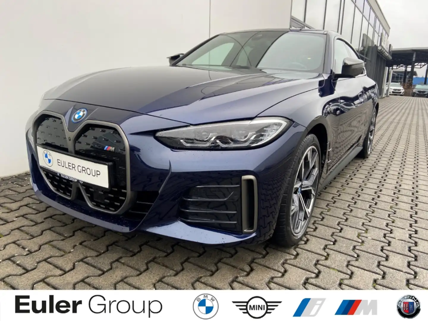BMW i4 Gran Coupe LkHz AHK SHZ Parkass+ DrivAss Blau - 1