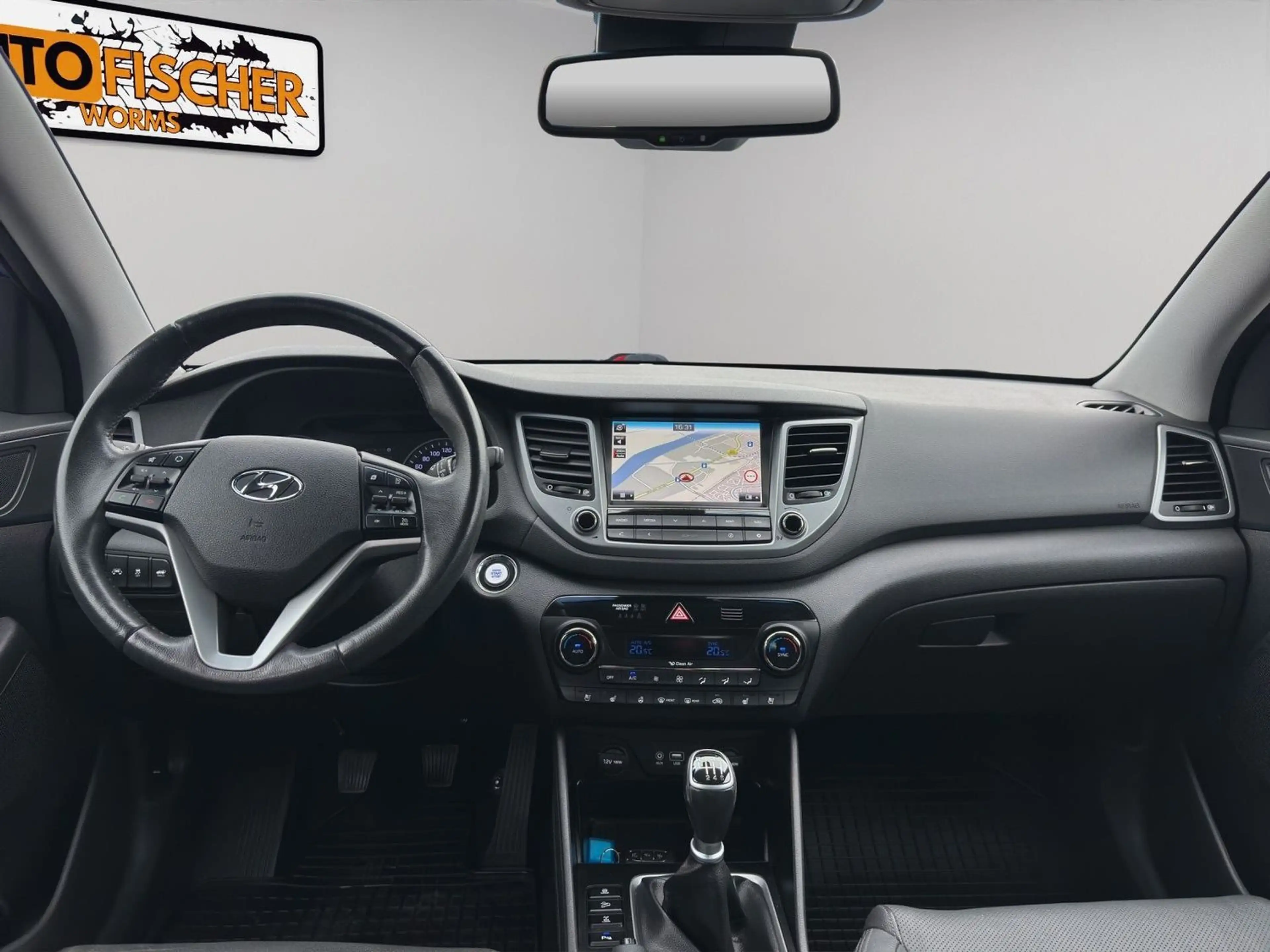 Hyundai TUCSON 4WD  Leder  Navi  Kamera  Pano — photo 9