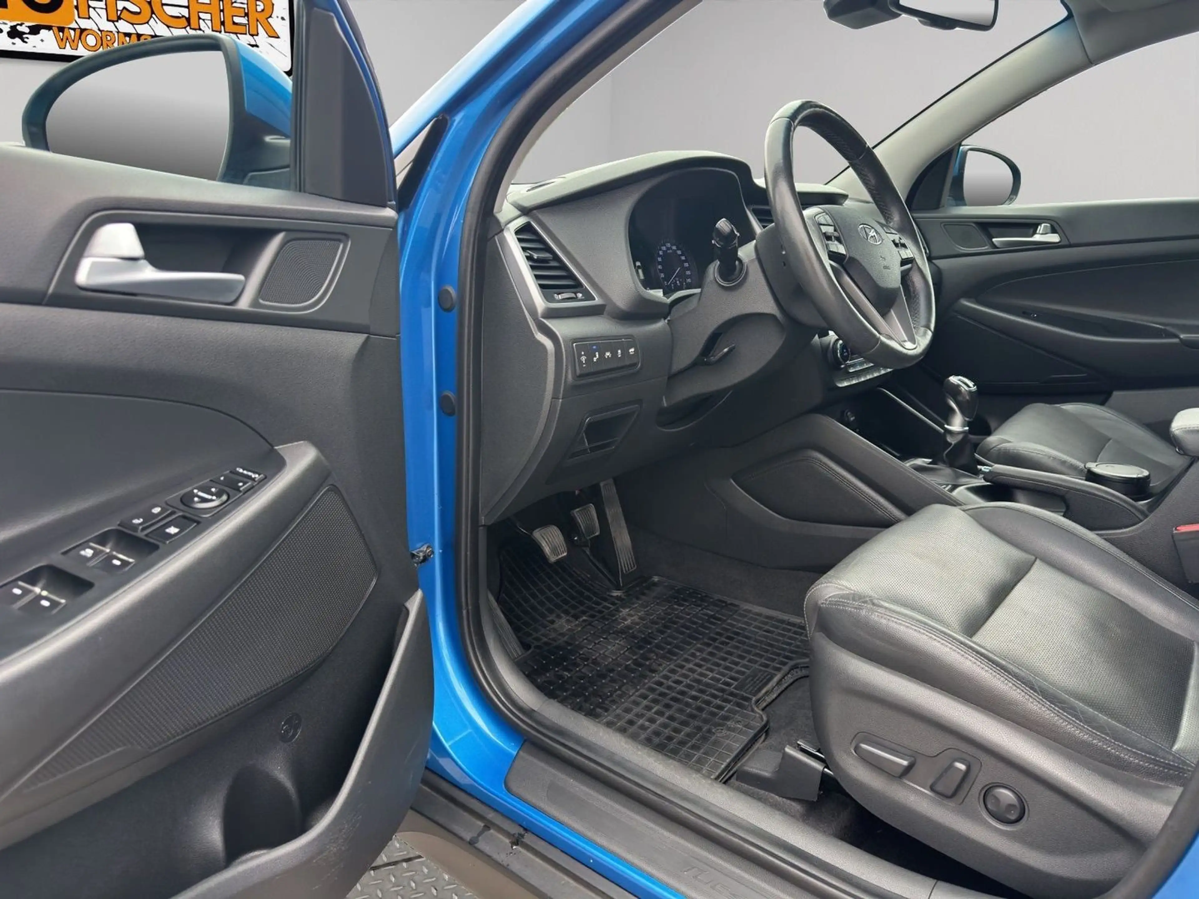 Hyundai TUCSON 4WD  Leder  Navi  Kamera  Pano — photo 10