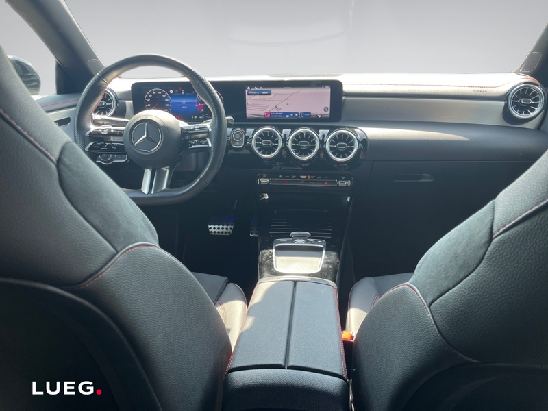 Mercedes-Benz CLA 180 Airpanel Distronic Night SpurW 360 ACC — photo 8