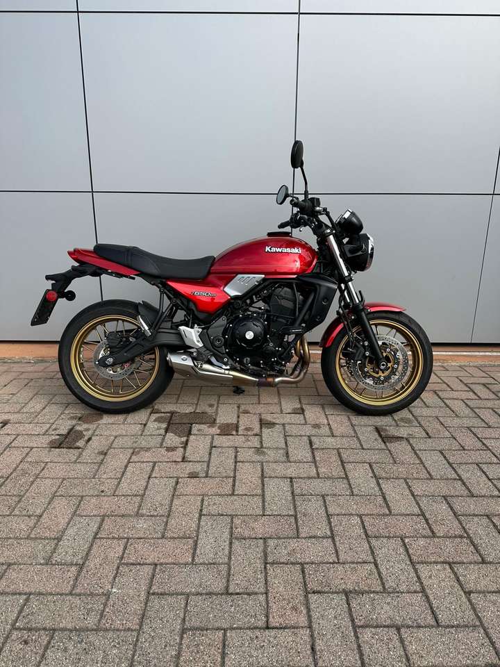 Kawasaki Z 650 RS