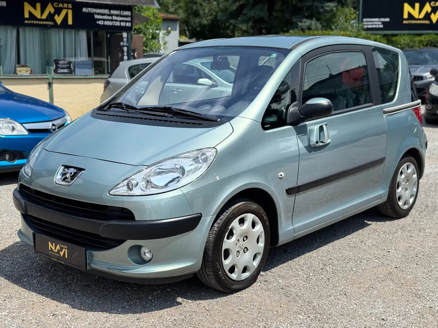 Peugeot 1007 Trendy 1,4 Grau - 2