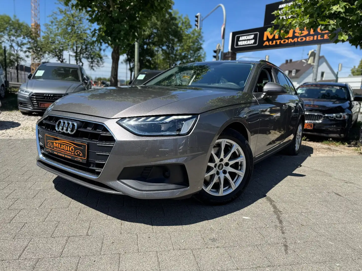 Audi A4 Avant 35 TDI basis Grau - 2