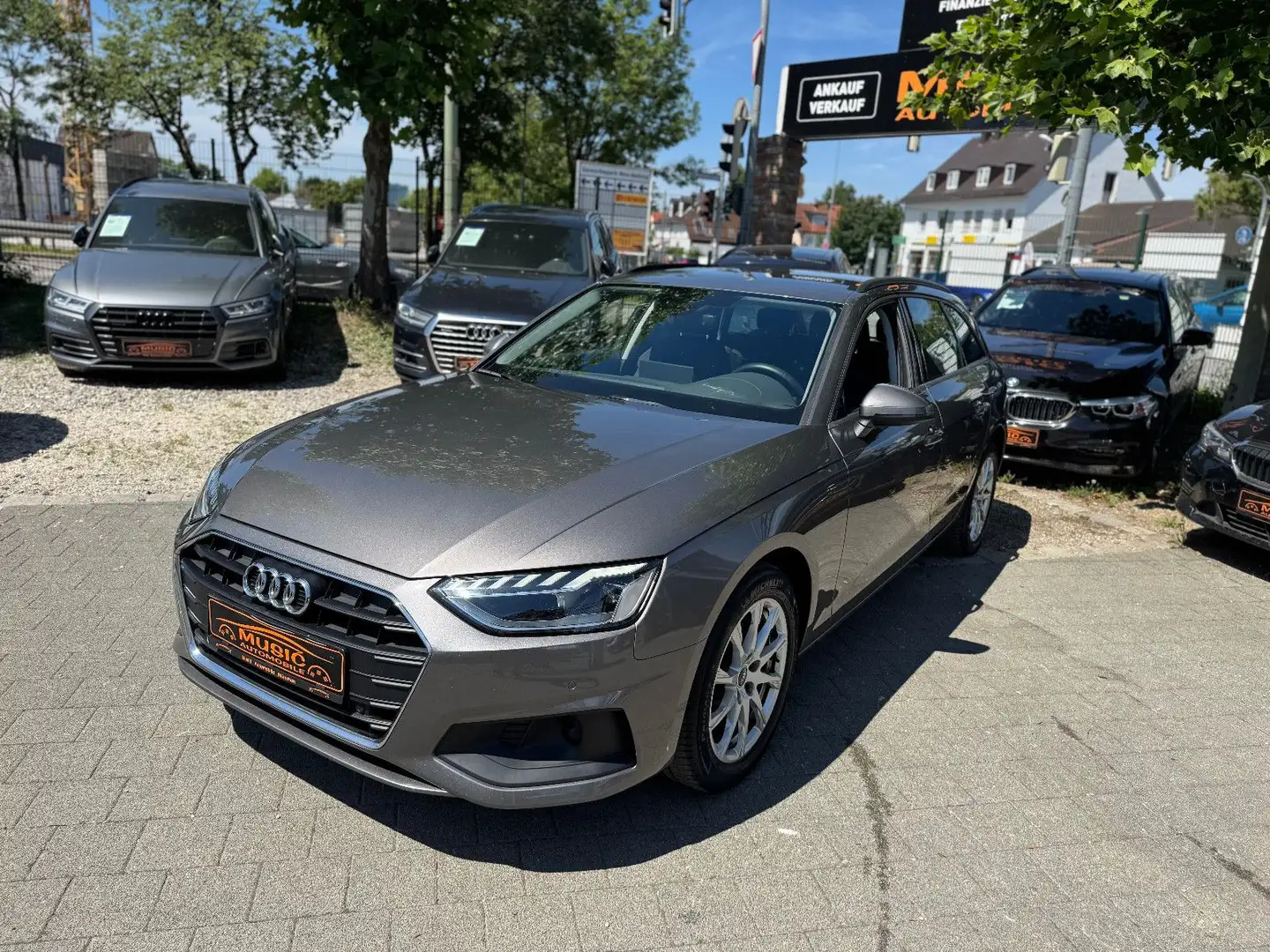 Audi A4 Avant 35 TDI basis Grau - 1
