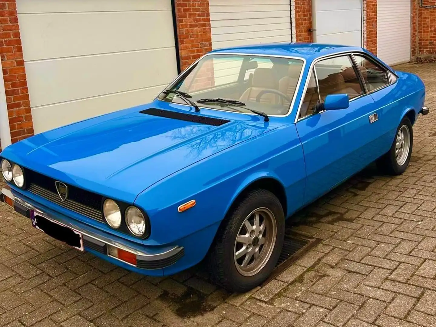Lancia Beta Coupe 1600 Blau - 1