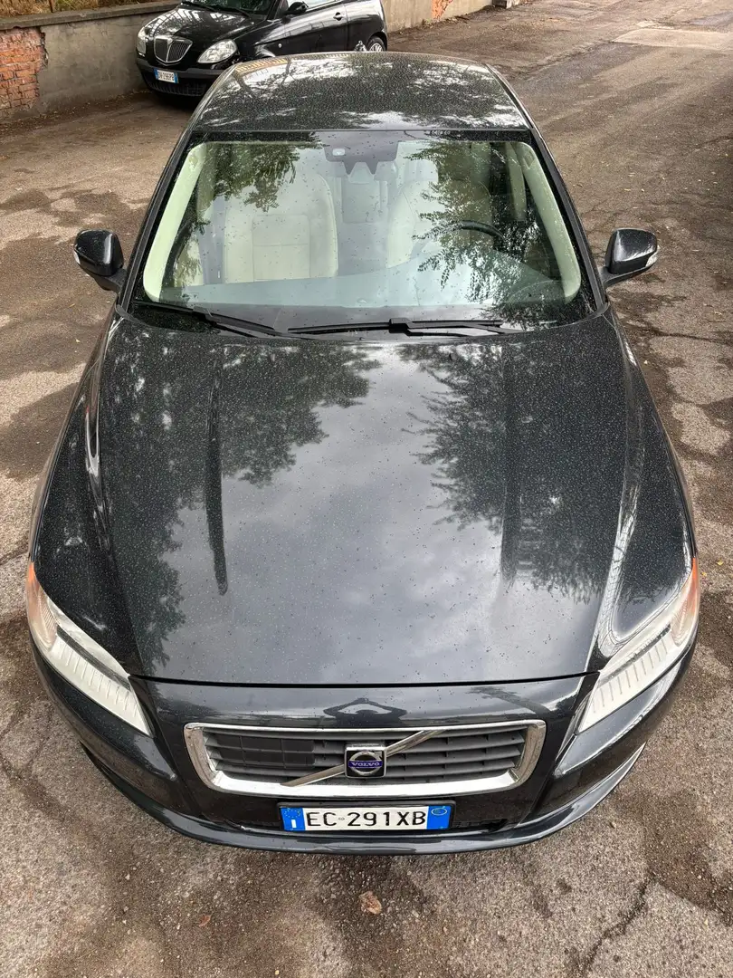 Volvo S80 2.4 d5 Momentum 205 cv automatica Grigio - 2