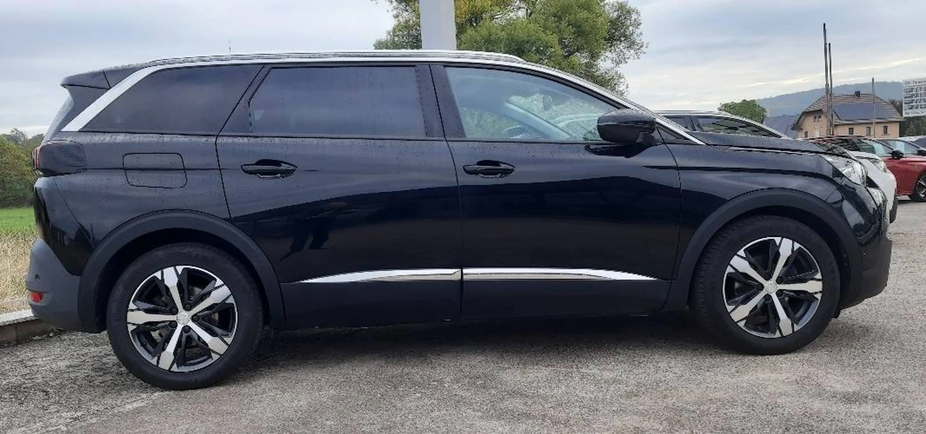 Peugeot 5008 GT-Line HDi150 Kamera vo+hi Leder 7 Sitze Panoramaglasdach Navigation — photo 5
