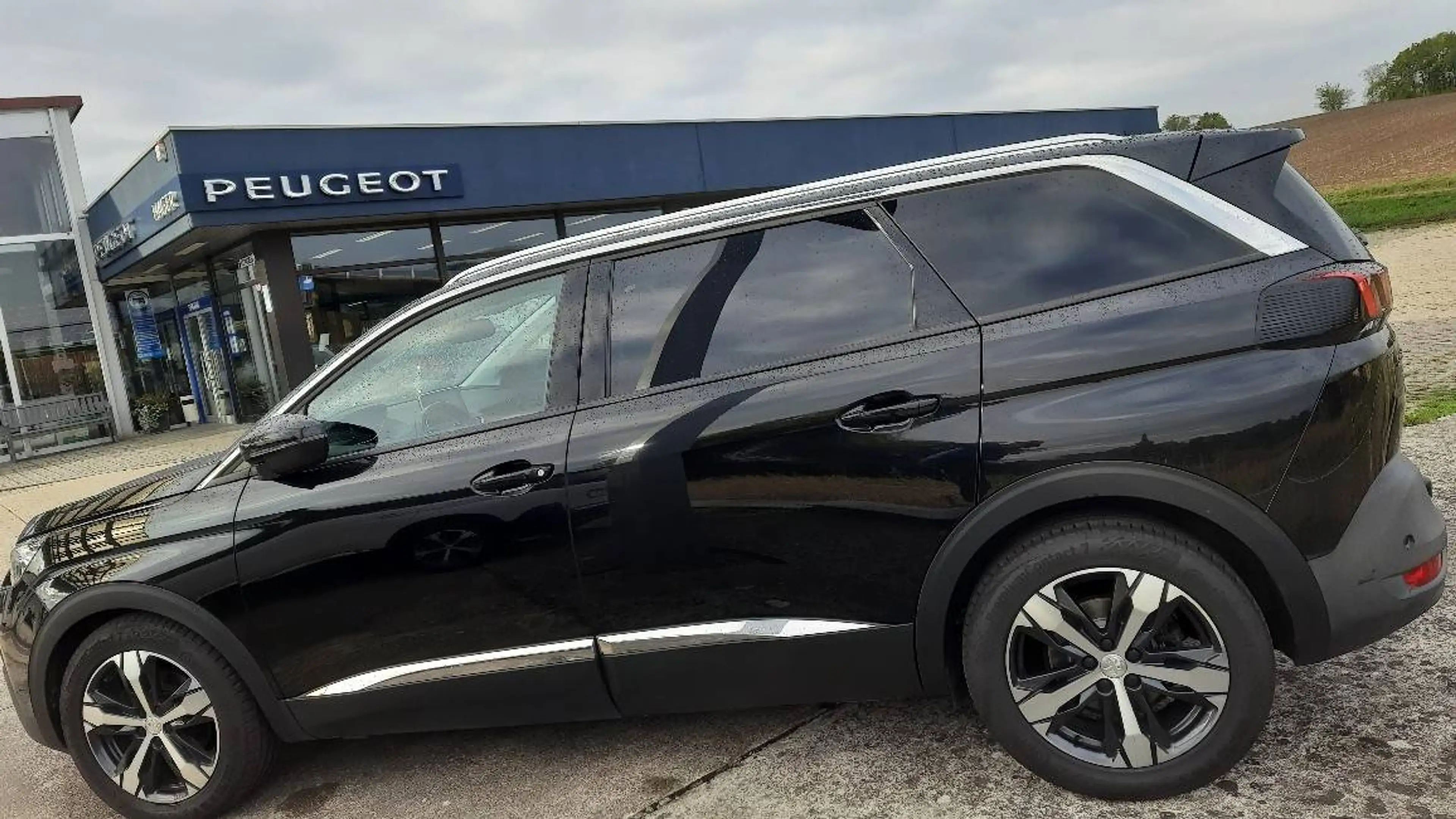 Peugeot 5008 GT-Line HDi150 Kamera vo+hi Leder 7 Sitze Panoramaglasdach Navigation — photo 6