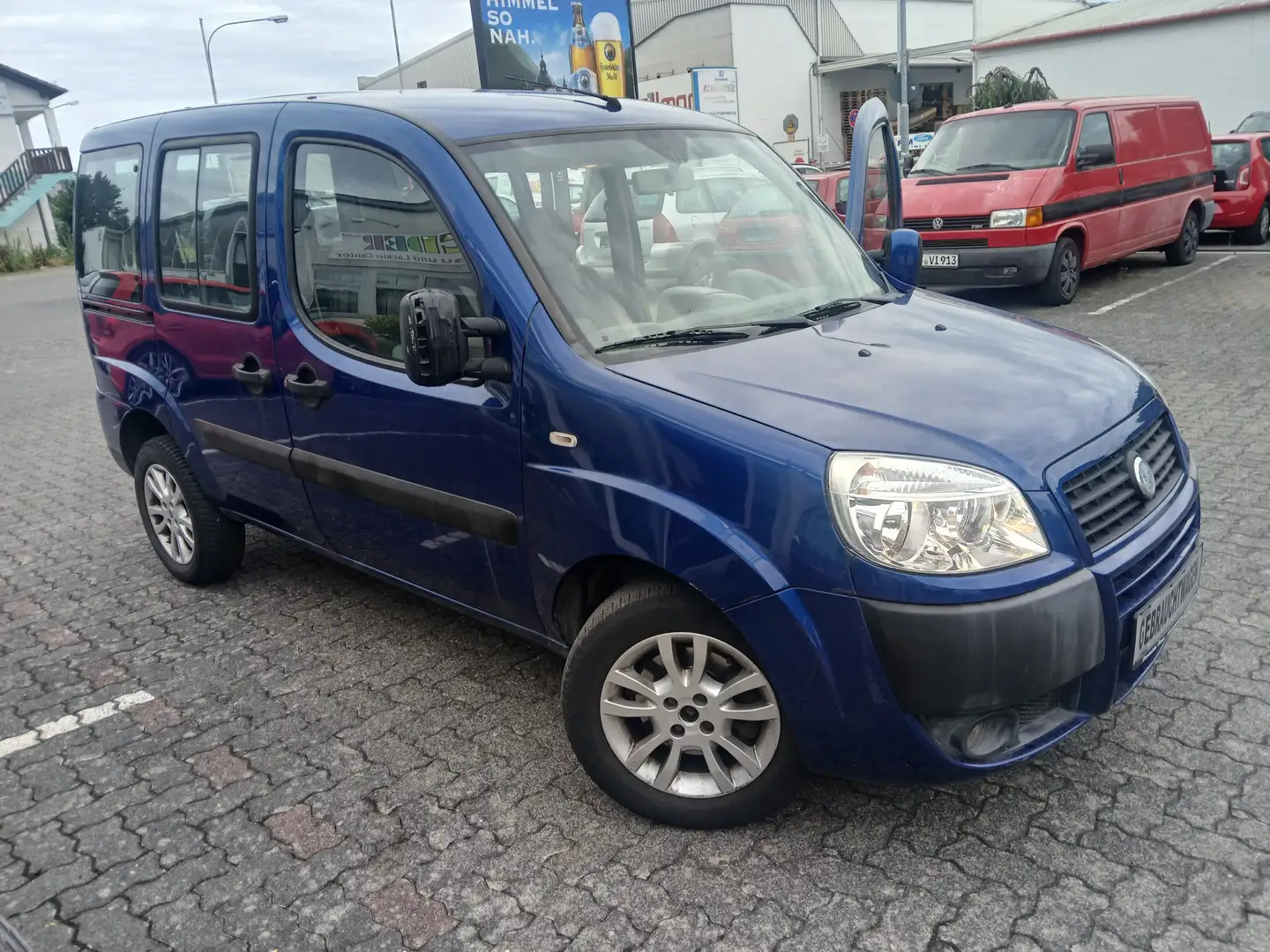 Fiat Doblo 1.4 8V Dynamic Azul - 1