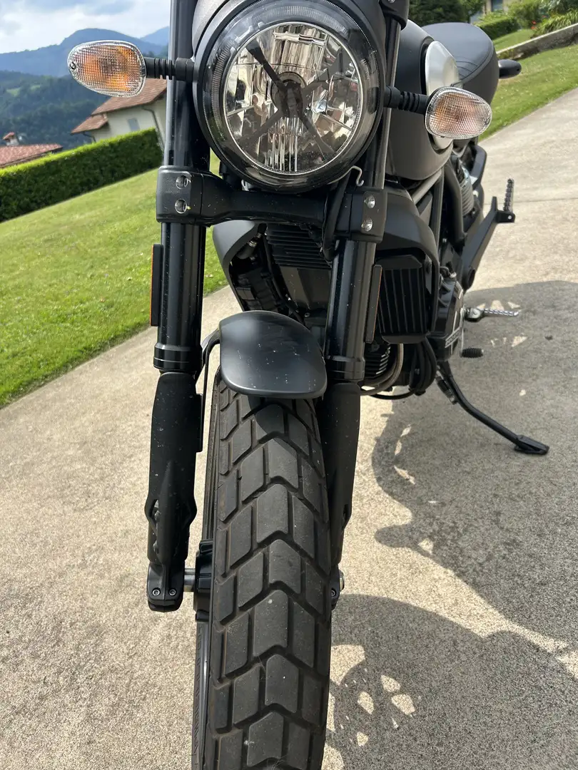 Ducati Scrambler Icon dark - 1